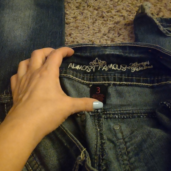 Almost famous jeans - Picture 4 of 7